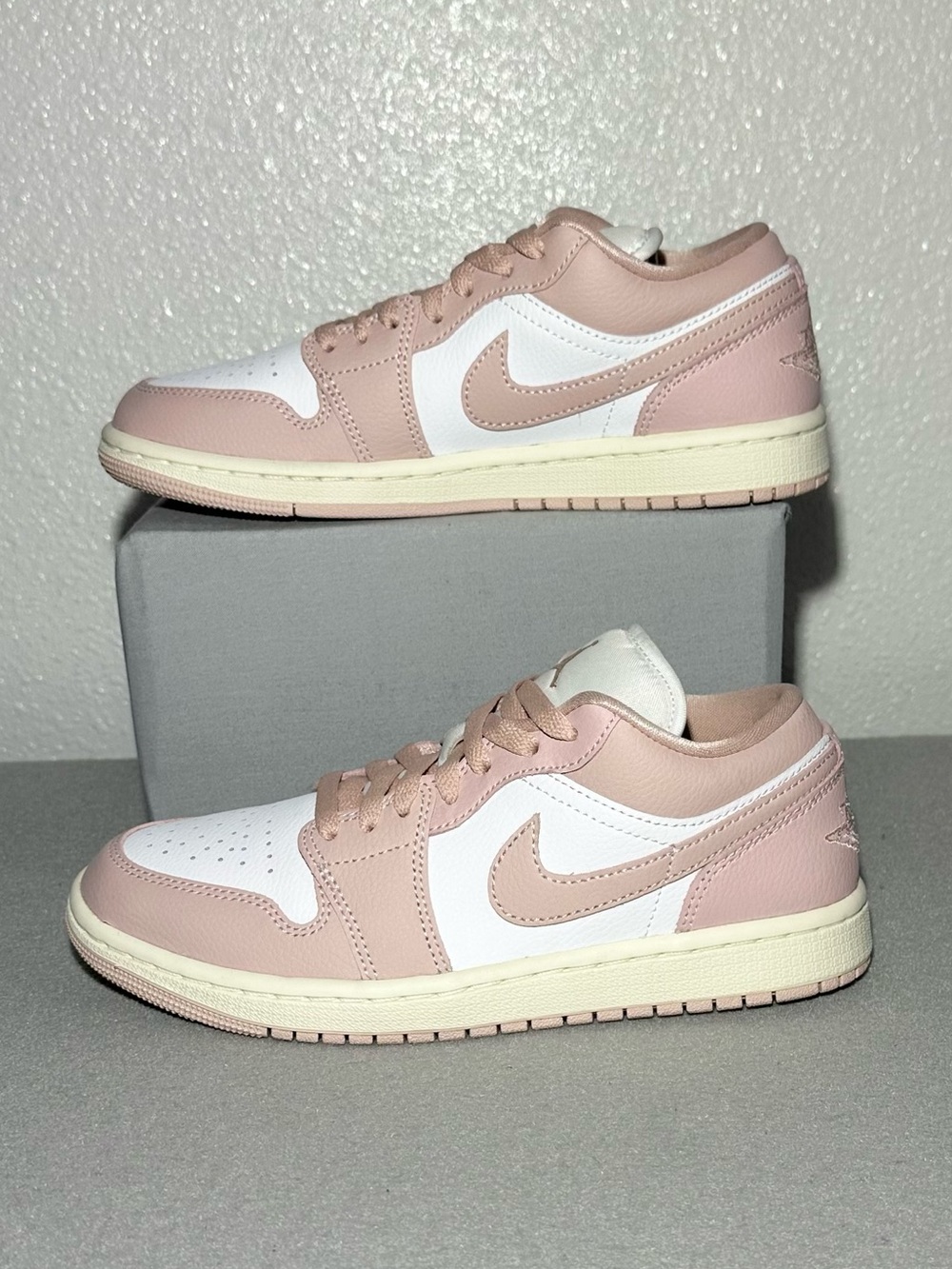Women's Air Jordan 1 Low Pink Oxford